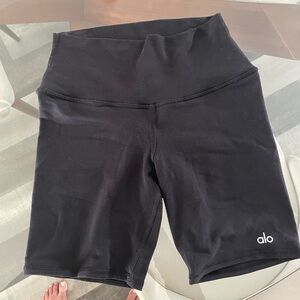 Alo Yoga high-rise bike shorts